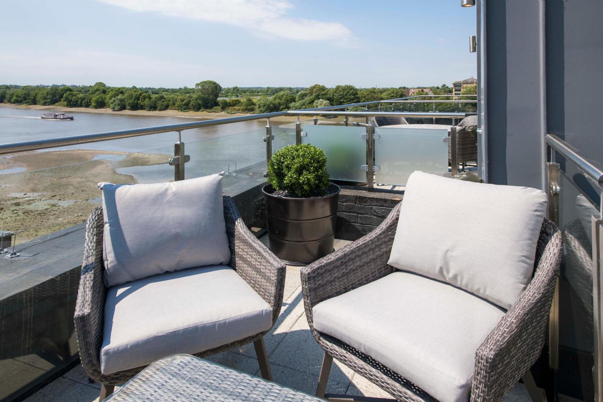 Palace Wharf Apartments London Ngoại thất bức ảnh